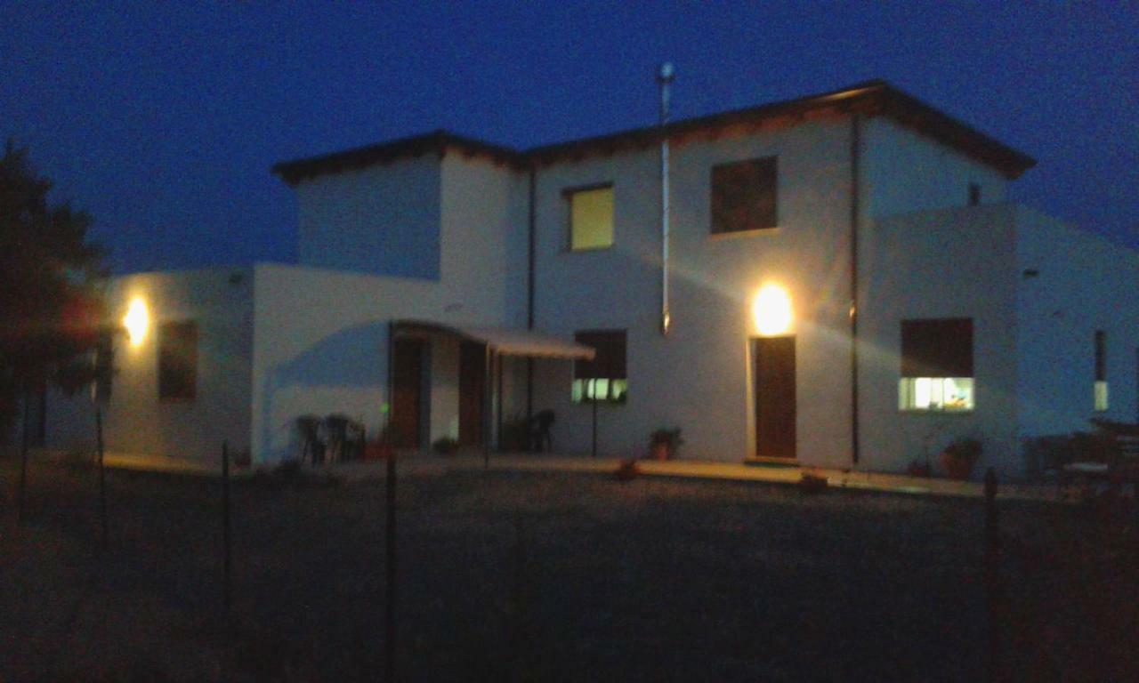 Alma Bed & Breakfast Sennariolo Kültér fotó