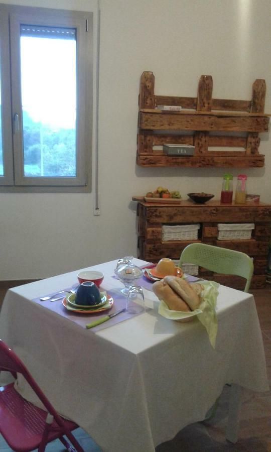 Alma Bed & Breakfast Sennariolo Kültér fotó
