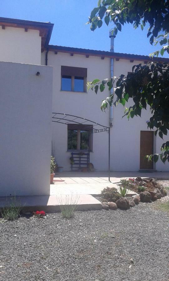 Alma Bed & Breakfast Sennariolo Kültér fotó